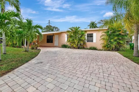 831 SW 26 Ct, Fort Lauderdale, FL 33315