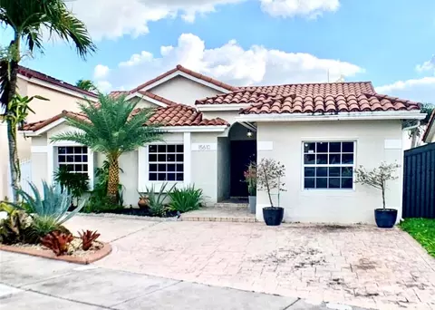 15610 SW 62nd St, Miami, FL 33193