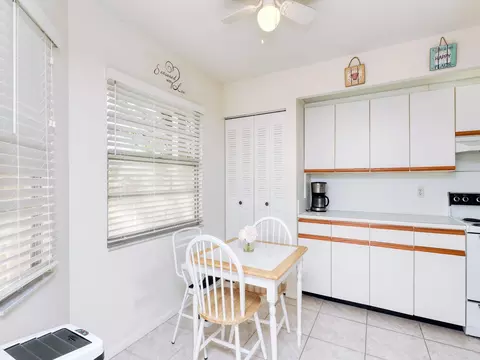 1502 Cayman Way #H2, Coconut Creek, FL 33066