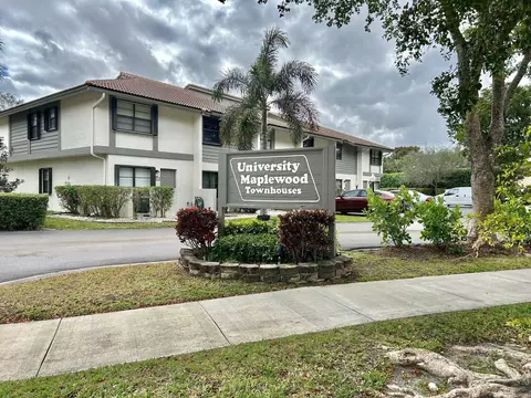 9760 NW 14 St #25, Coral Springs, FL 33071