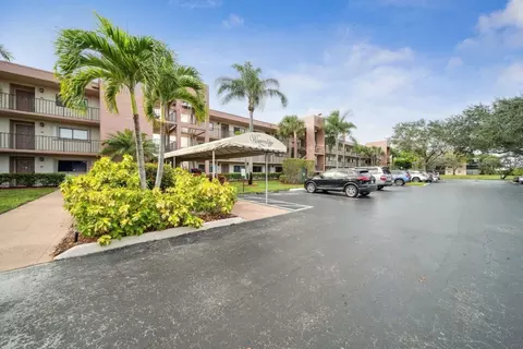 15461 Pembridge Dr #213, Delray Beach, FL 33484