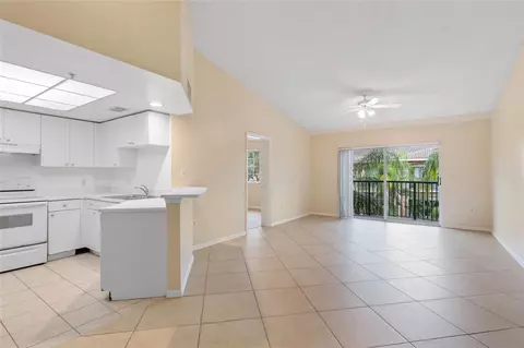 2033 SE 10th Ave #620, Fort Lauderdale, FL 33316