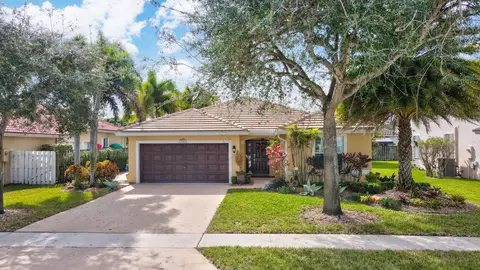 18962 NW 23rd, Pembroke Pines, FL 33029