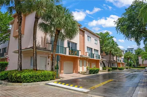 2107 SE 10th Ave #817, Fort Lauderdale, FL 33316