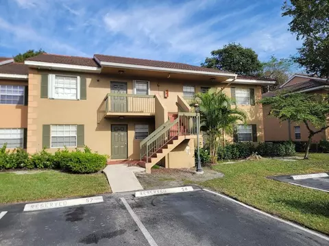 10353 NW 8th #206, Pembroke Pines, FL 33026