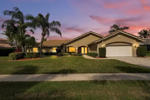 20061 NW 2nd, Pembroke Pines, FL 33029