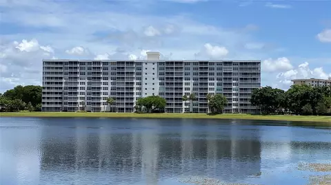 2900 N N Crse #503, Pompano Beach, FL 33069