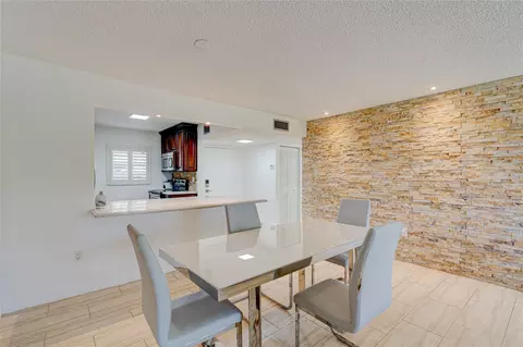 8931 N New River Canal Rd #3C, Plantation, FL 33324