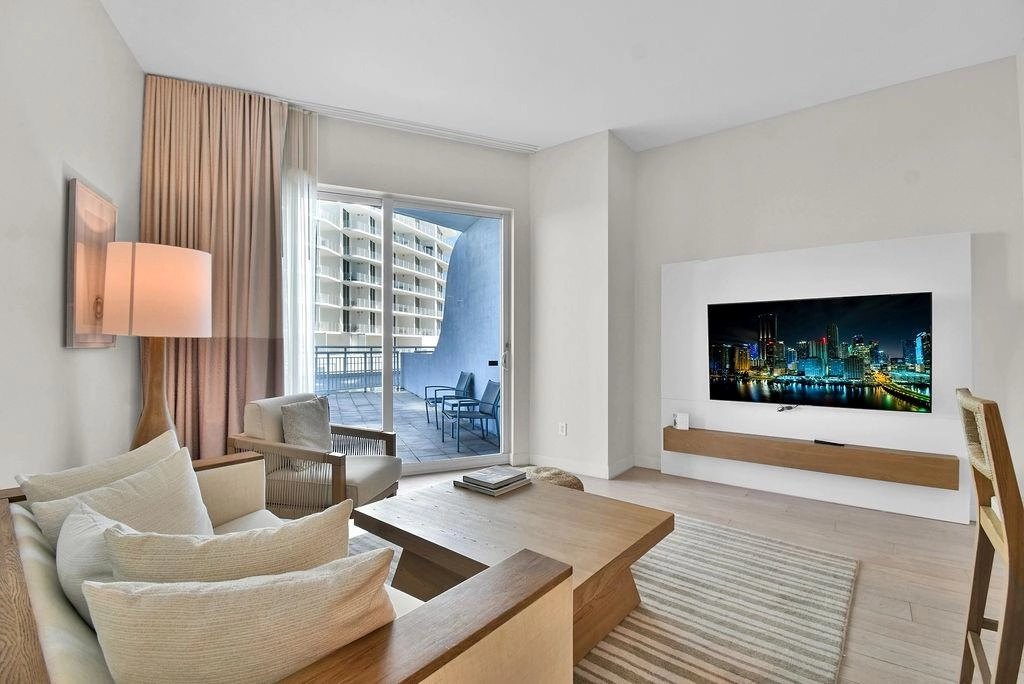 505 N Fort Lauderdale Beach Blvd Unit 606  