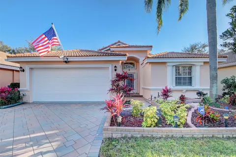 7376 Modena Dr, Boynton Beach, FL 33437