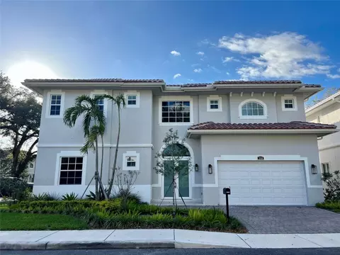3558 Forest View Cir, Fort Lauderdale, FL 33312