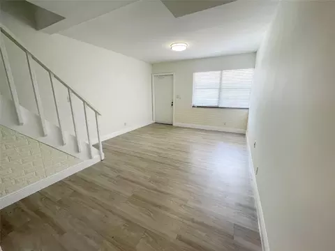 9500 SW 3rd St #C-255, Boca Raton, FL 33428