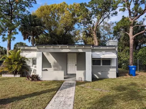 129 SW 21 Way, Fort Lauderdale, FL 33312