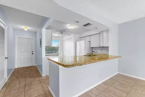 1650 NW 80th Ave #306, Margate, FL 33063
