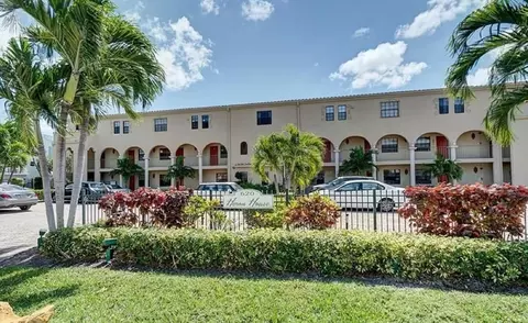 620 NE 28th St #103, Wilton Manors, FL 33334