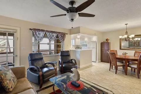 5300 Washington St #K222, Hollywood, FL 33021