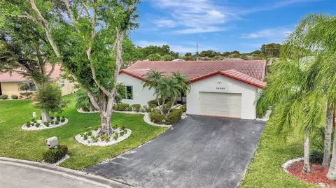 10301 NW 70th Ct, Tamarac, FL 33321
