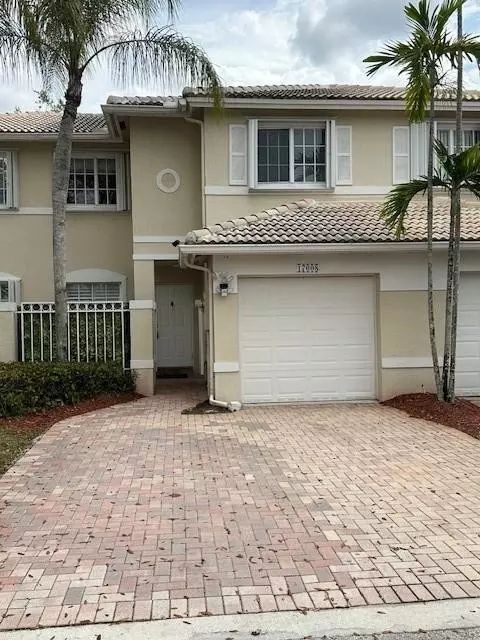 17008 NW 22nd, Pembroke Pines, FL 33028
