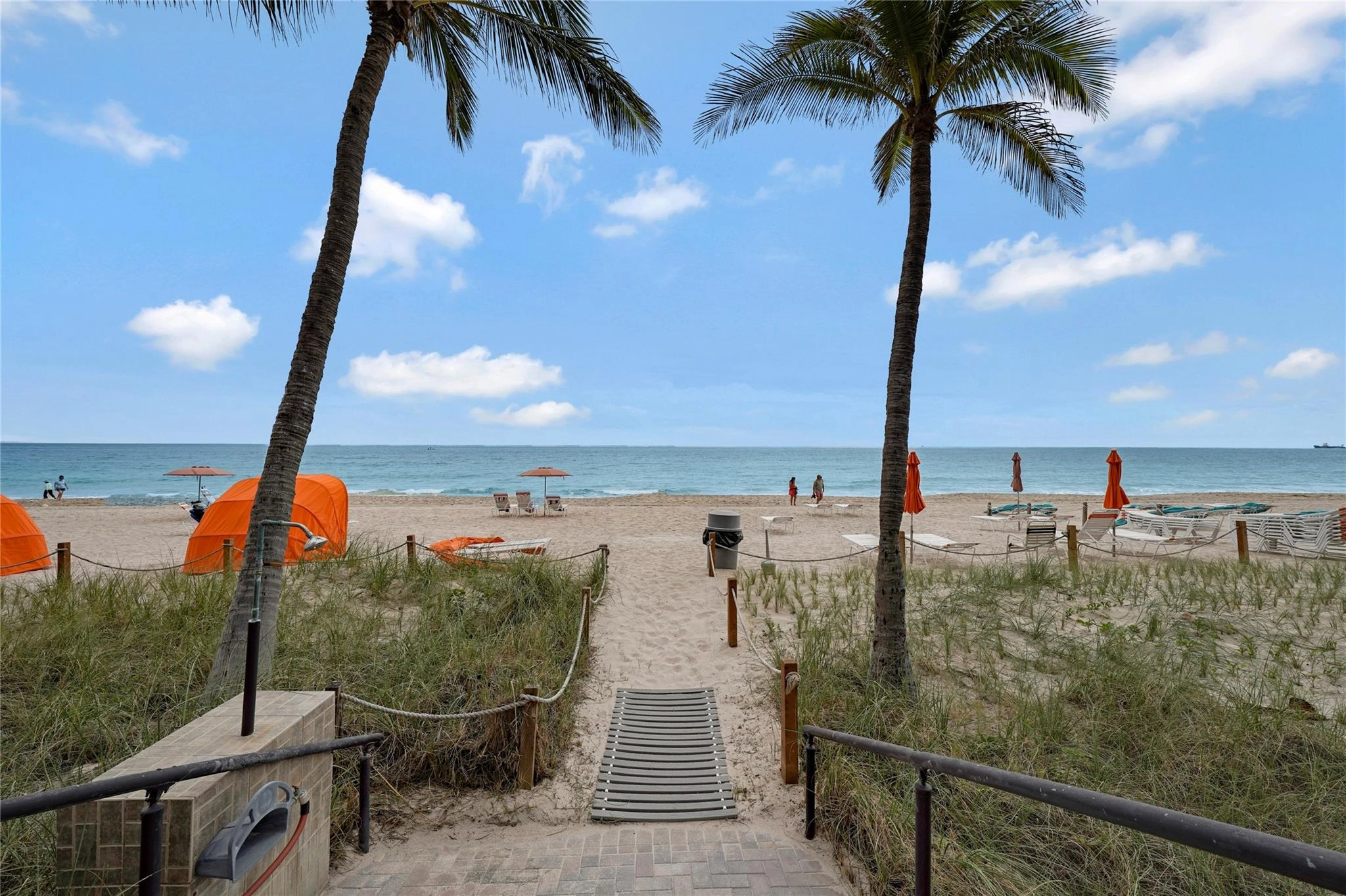 3800 Galt Ocean Dr Unit 204  