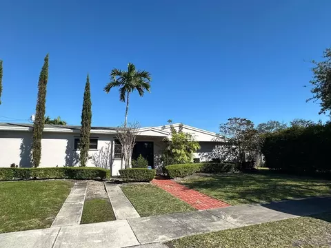 20115 Ocean Curve Dr, Cutler Bay, FL 33189