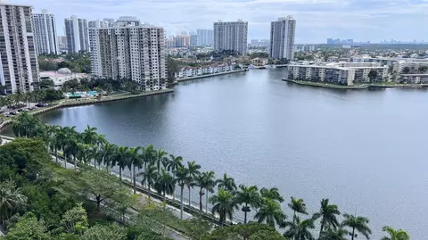 2801 NE 183rd St #1810W, North Miami Beach, FL 33160