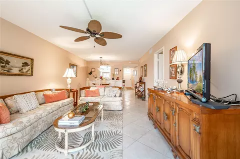 8921 S Hollybrook Blvd #208, Pembroke Pines, FL 33025