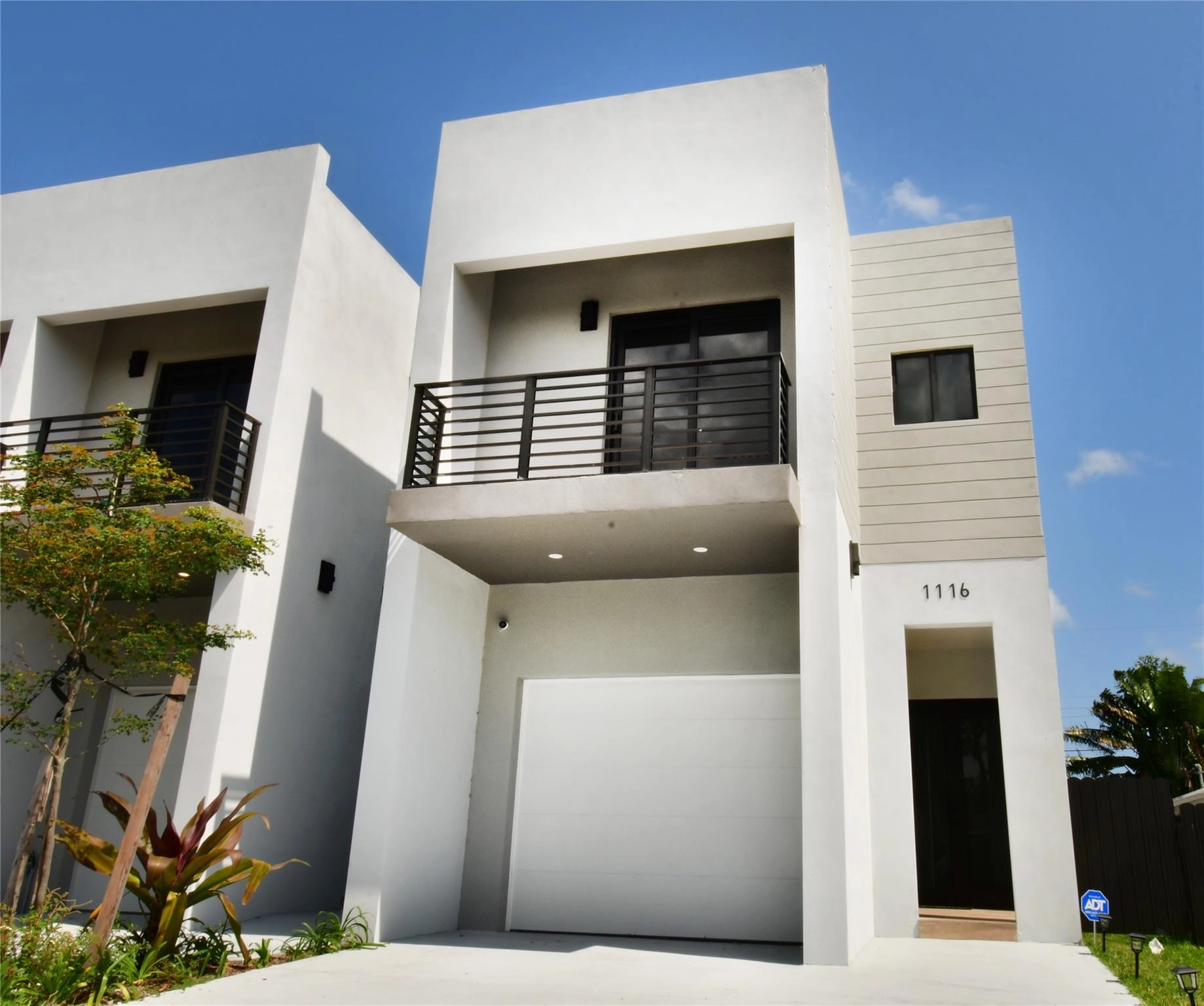 1116 NE 10th Ave Unit 1116  