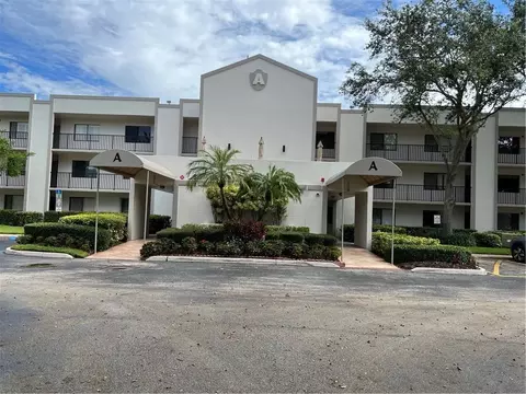 10560 E Clairmont Cir #307, Tamarac, FL 33321