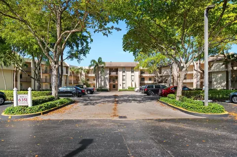 6351 N University Dr #204, Tamarac, FL 33321