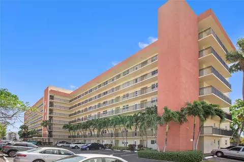 2350 NE 14th Street Cswy #203, Pompano Beach, FL 33062
