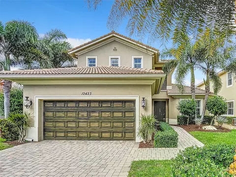 12423 Aviles Cir, Palm Beach Gardens, FL 33418