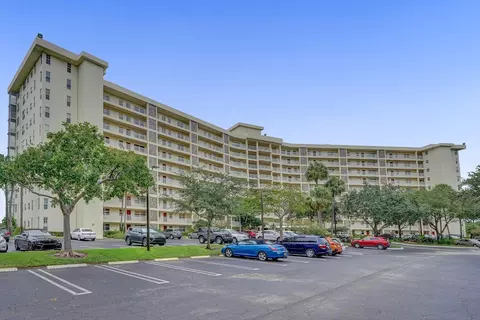 3095 N Course Dr #401, Pompano Beach, FL 33069