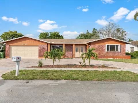 10941 NW 16, Pembroke Pines, FL 33026