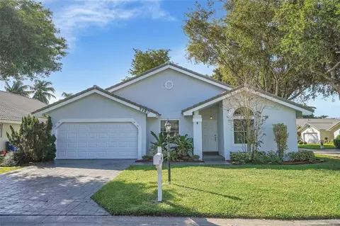 5480 Pine Ct, Coral Springs, FL 33067