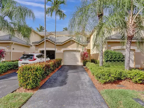 2285 S Cordoba Bnd #0, Weston, FL 33327