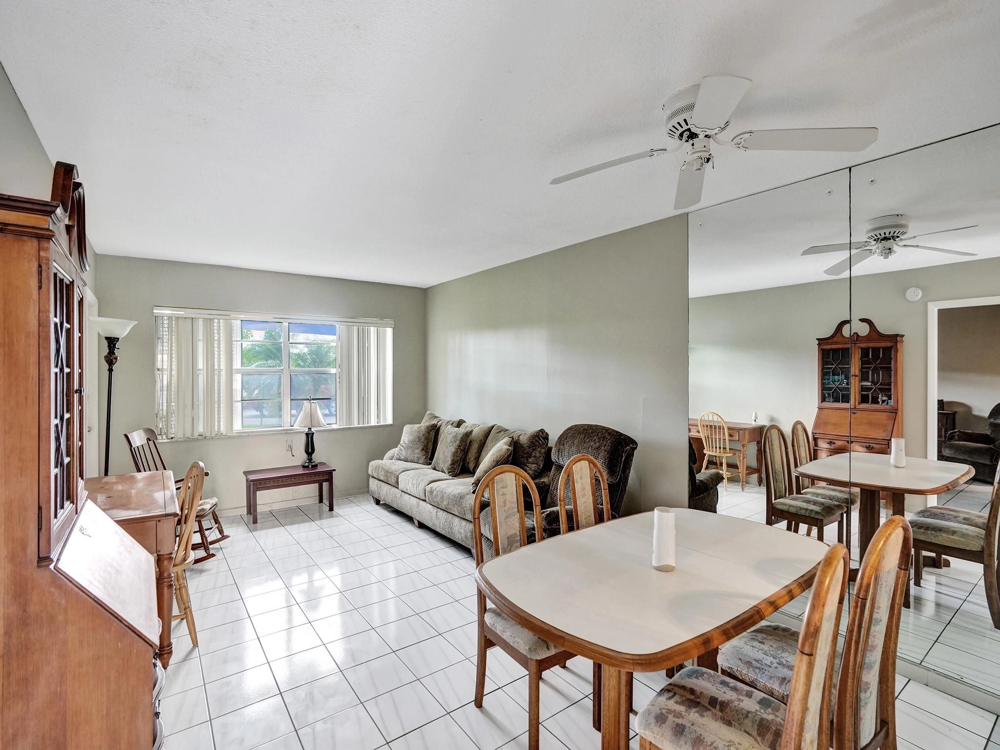 4341 NW 16th St Unit 105  