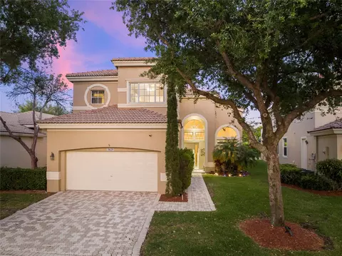 5829 NW 125th Ave, Coral Springs, FL 33076