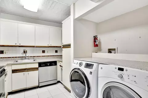 8717 Shadow Wood Blvd Coral #210, Coral Springs, FL 33071