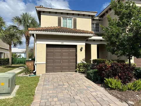 378 SE 1 Way, Deerfield Beach, FL 33441