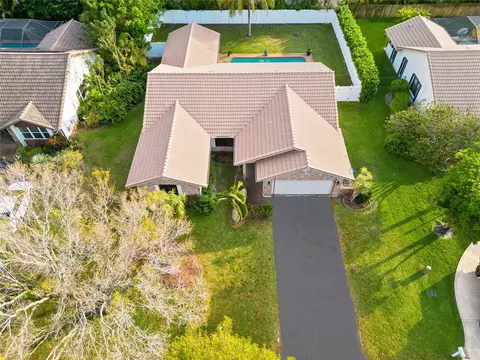 11436 NW 1st Pl, Coral Springs, FL 33071
