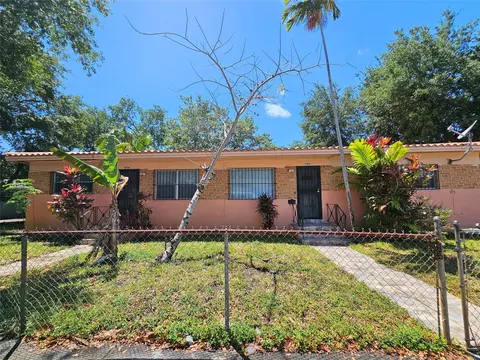 6860 NW 2nd Ave, Miami, FL 33150