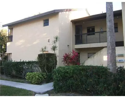 3683 Cocoplum Cir #3530, Coconut Creek, FL 33063