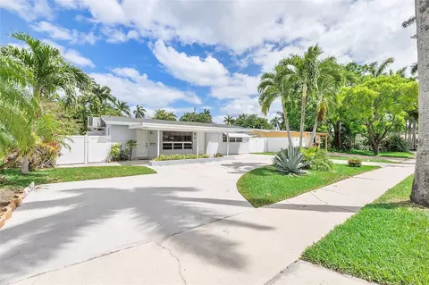 1017 N 13th Ter, Hollywood, FL 33019