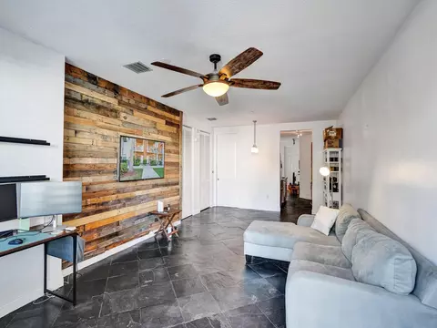 333 SW 13th Ter #333, Fort Lauderdale, FL 33312