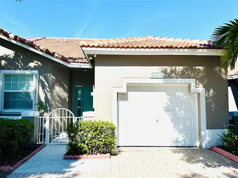 2491 Aragon # -4, Sunrise, FL 33322