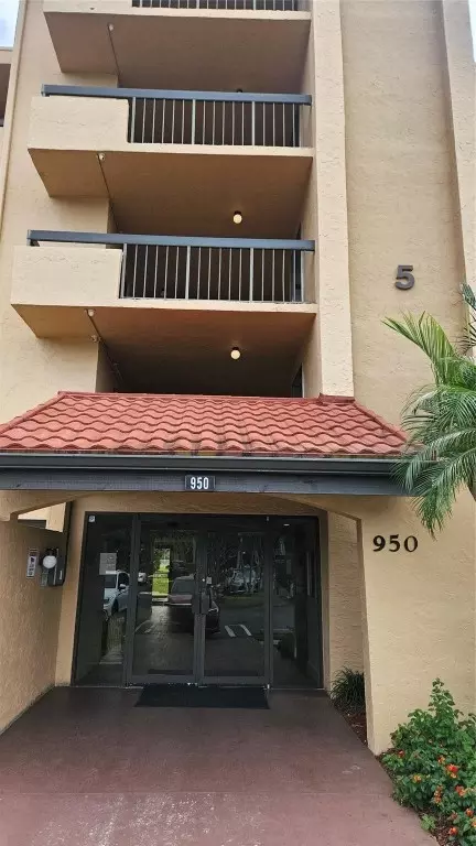 950 Egret Cir #5201, Delray Beach, FL 33444