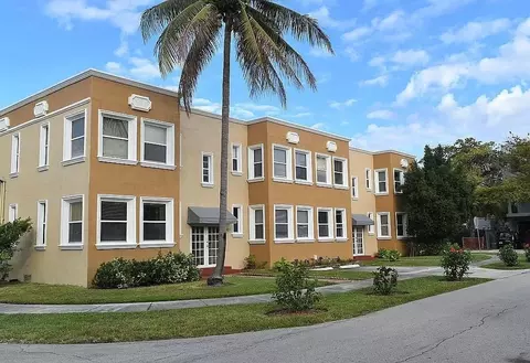 401 NE 16th Ave #3, Fort Lauderdale, FL 33301