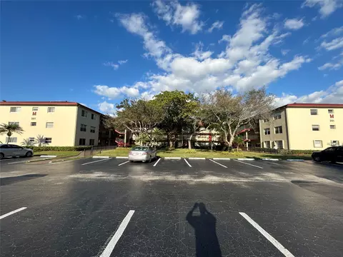 251 SW 134th Way #301M, Pembroke Pines, FL 33027