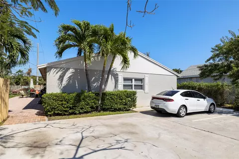 188 W 15th St, Riviera Beach, FL 33404