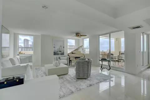 600 W Las Olas Blvd #1905-S, Fort Lauderdale, FL 33312